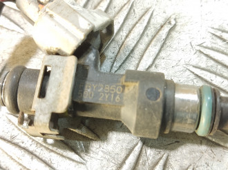 Форсунка двигателя Nissan Qashqai 2009