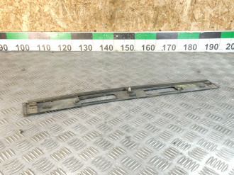 Накладка двери багажника Nissan Almera N15