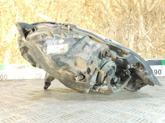Фара правая Nissan Micra K12
