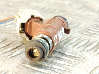 Форсунка двигателя Nissan Micra K12
