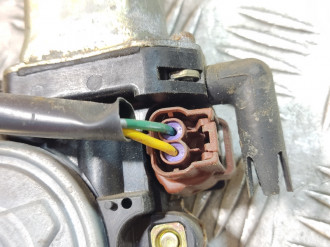 Стеклоподъемник задний правый Nissan Micra K12