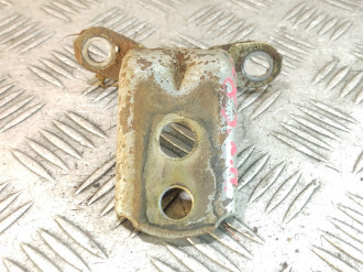 Петля двери задней левой нижняя Nissan Micra K12