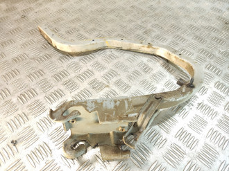 Петля багажника левая Nissan Almera N15