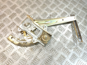 Стеклоподъемник задний правый Nissan Almera N16