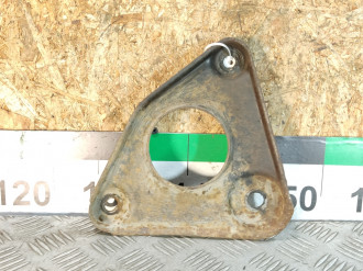 Кронштейн передней балки правый Nissan Almera N16