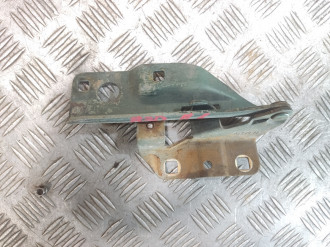 Петля капота левая Nissan Almera N16