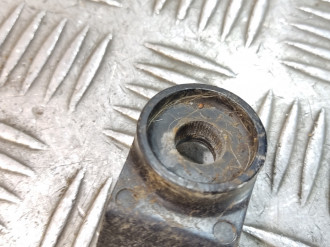 Поводок стеклоочистителя передний правый Nissan Almera N16