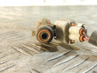 Форсунка двигателя Nissan Almera N16