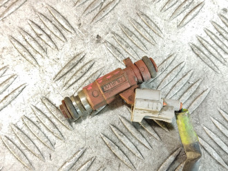 Форсунка двигателя Nissan Almera N16