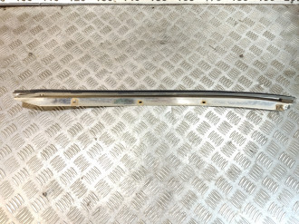Молдинг стекла Nissan Almera N16