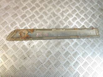 Молдинг двери задней правой Nissan Almera N16