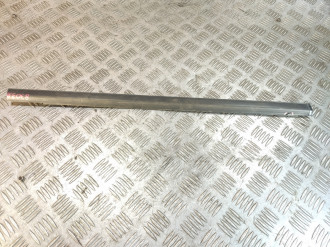 Молдинг стекла двери правой задней Nissan Almera N16
