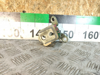 Петля двери задней левой верхняя Nissan Almera N16