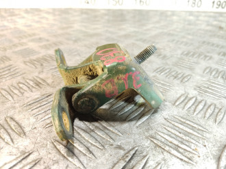 Петля двери задней левой верхняя Nissan Almera N16