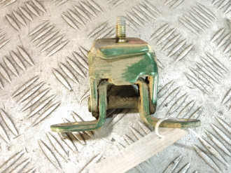 Петля двери задней правой верхняя Nissan Almera N16