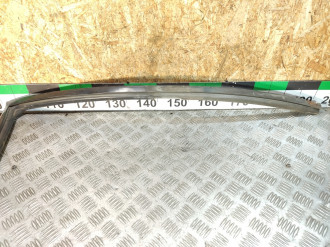 Уплотнитель стекла двери пер. левый Nissan Almera N16