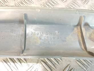 Обшивка стойки правая Nissan Almera N15