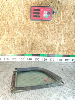 Стекло двери задней правой форточка Nissan Almera N16