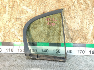 Стекло двери задней правой форточка Nissan Almera N16