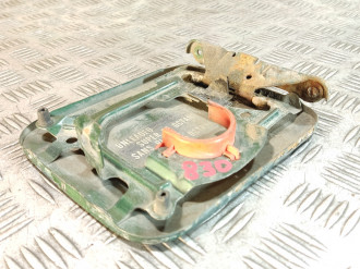 Лючок бензобака Nissan Almera N16