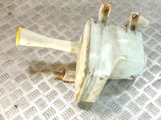 Бачок омывателя лобового стекла Nissan Almera N16