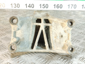 Опора двигателя левая Nissan Almera N16