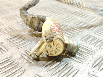 Насос омывателя Nissan Almera N16