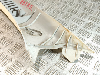 Обшивка стойки правая Nissan Almera N16