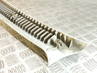 Обшивка стойки правая Nissan Almera N16