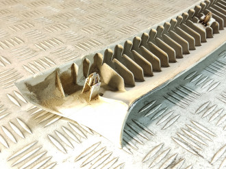 Обшивка стойки левая Nissan Almera N16