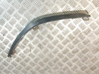 Молдинг бампера переднего правый Nissan Almera N16