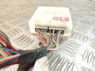 Блок электронный Nissan Almera N16