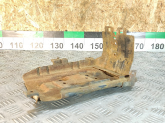 Крепление аккумулятора Nissan Almera N16