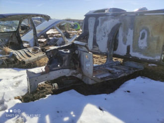 Порог со стойкой правой Nissan Murano z50