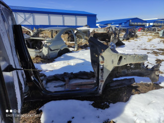 Порог со стойкой правой Nissan Murano z50