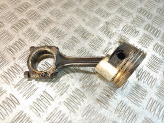 Поршень с шатуном Nissan Almera N16