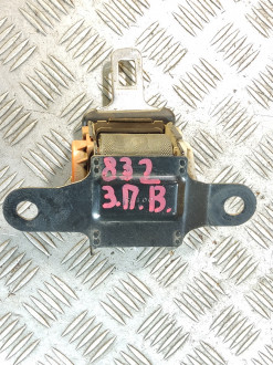 Ремень безопасности центральный задний Nissan Almera N16