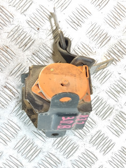 Ремень безопасности центральный задний Nissan Almera N16