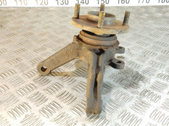 Кулак поворотный передний левый Nissan Almera N16