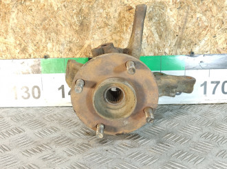 Кулак поворотный передний правый Nissan Almera N16