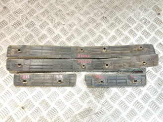 Накладка порога внутренняя комплект Nissan Almera N16