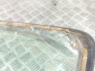 Стекло заднее Nissan Almera N16