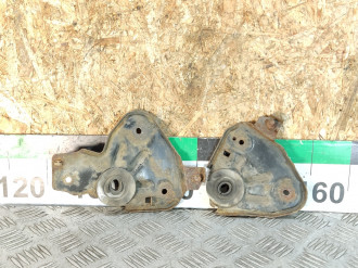 Кронштейн радиатора Nissan Almera N16