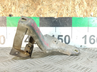 Кронштейн впускного коллектора Nissan Almera N16