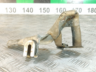 Кронштейн впускного коллектора Nissan Almera N16