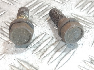 Болт крепления суппорта переднего Nissan Almera N16