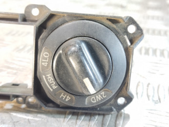 Кнопка переключения режимов подвески Nissan Pathfinder r51