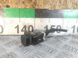 Кнопка стеклоподъемника Nissan Qashqai 2009