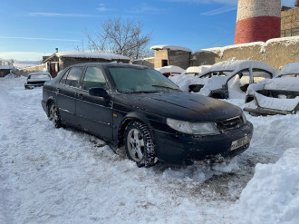 В разборе Saab 9-5 1998-2002