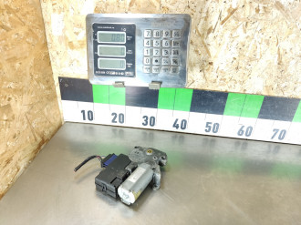 Моторчик люка Saab 9-5 1998-2002